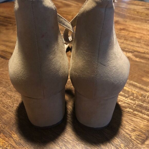 Womens Strappy Chunky Block Low Heeled Sandals Open Toe Ankle Strap size 12 NWOT - Picture 6 of 9